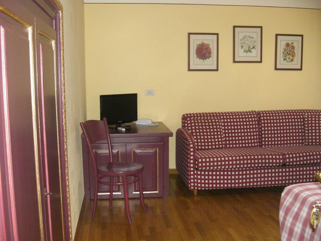 Hotel Alpino Barga Habitación foto
